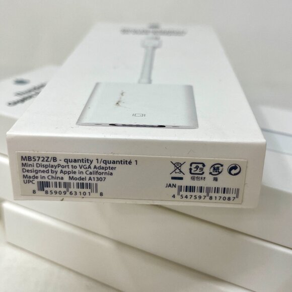 NEW ~ Genuine Apple Mini DisplayPort to VGA Adapter MB572Z/B - Model A1307 - Picture 3 of 5